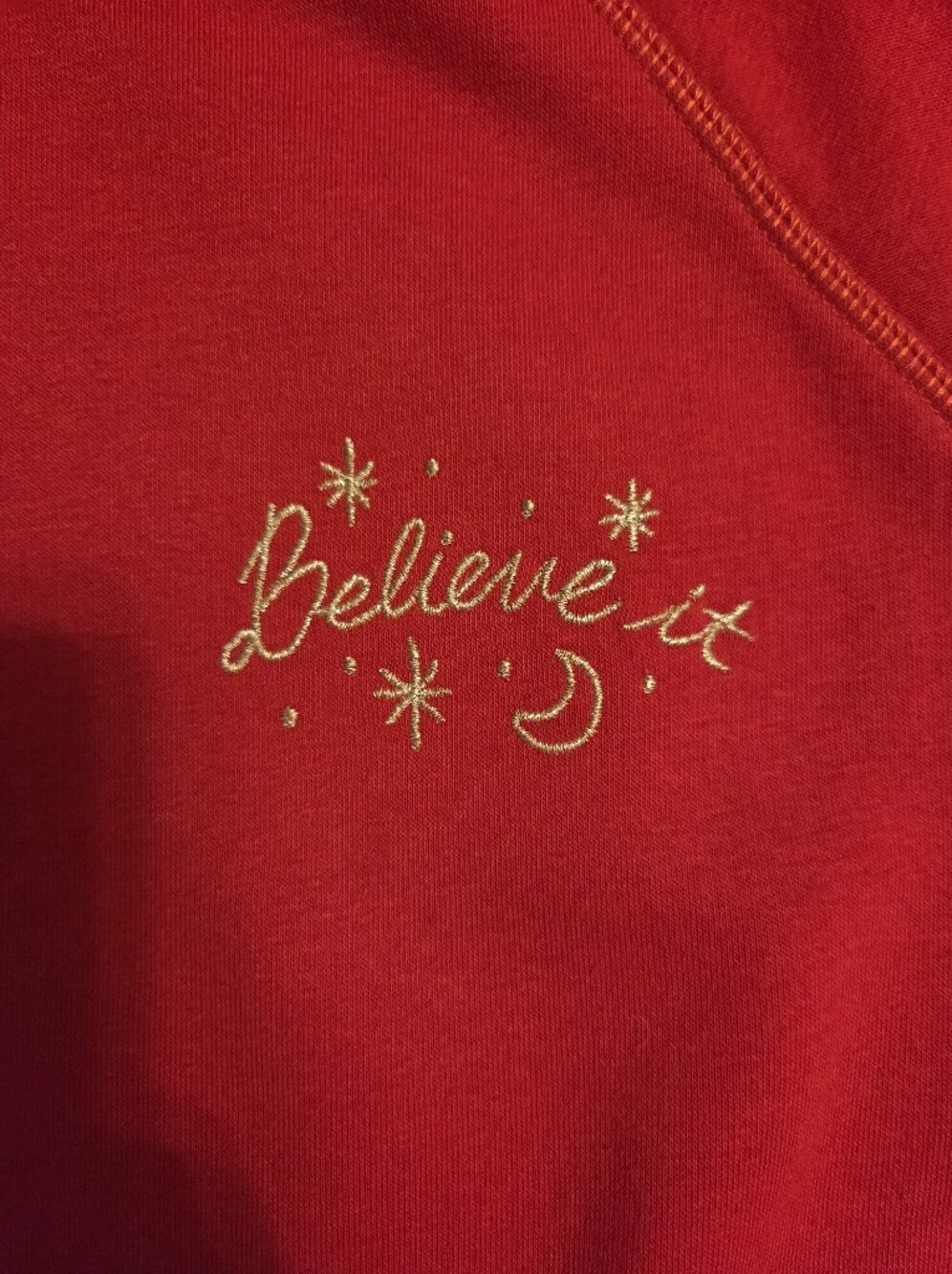Old Navy Women's 'Believe It' Red Holiday Light Sweatshirt, L Tall